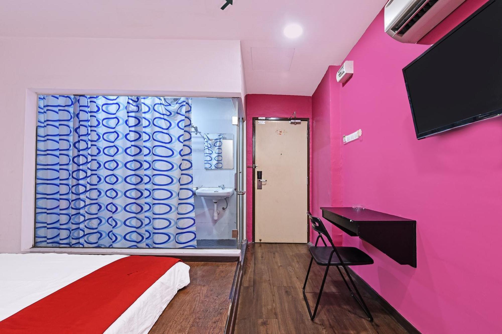 Super Oyo 992 Orange Hotel Kuala Pilah Esterno foto