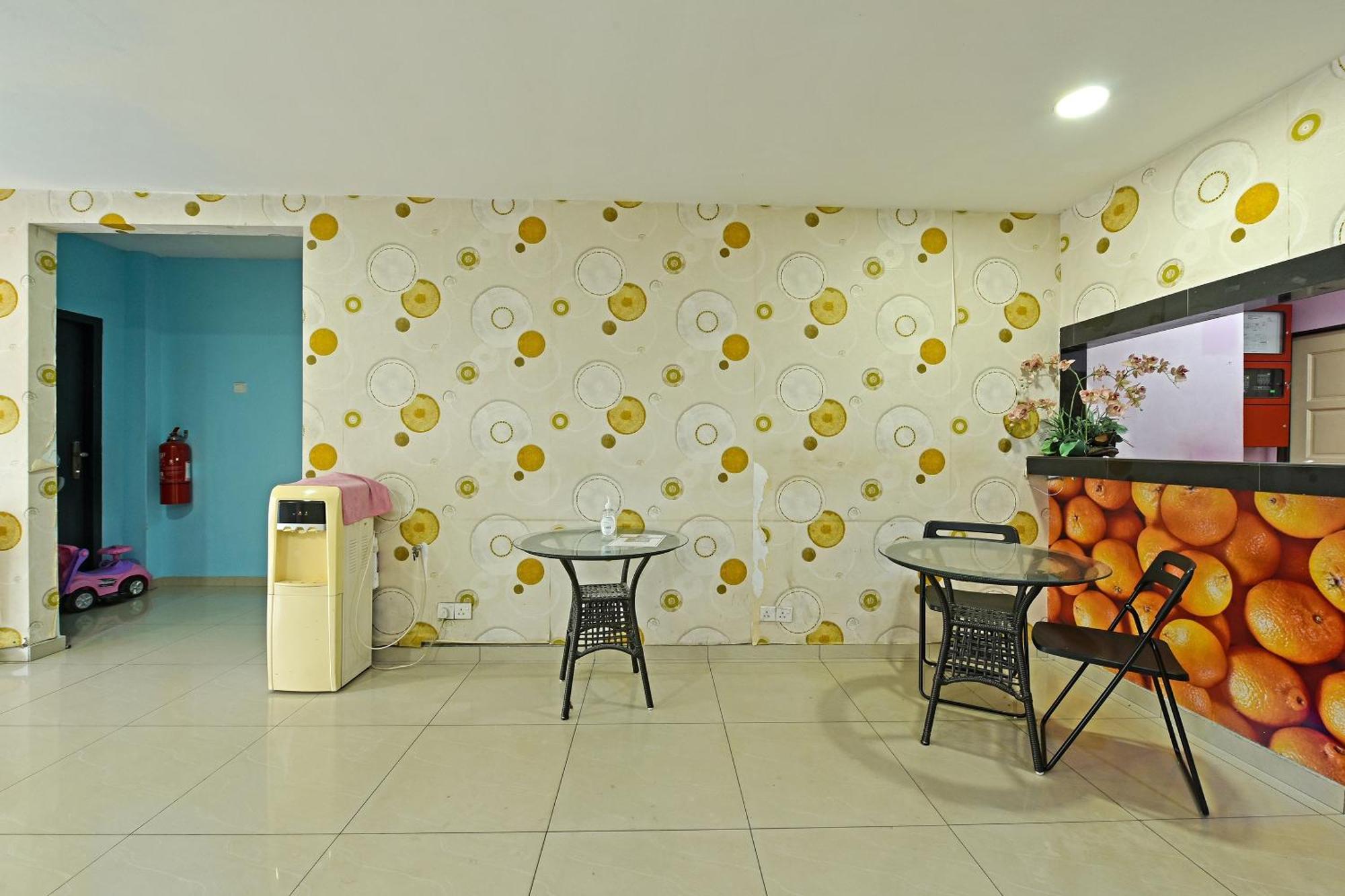Super Oyo 992 Orange Hotel Kuala Pilah Esterno foto