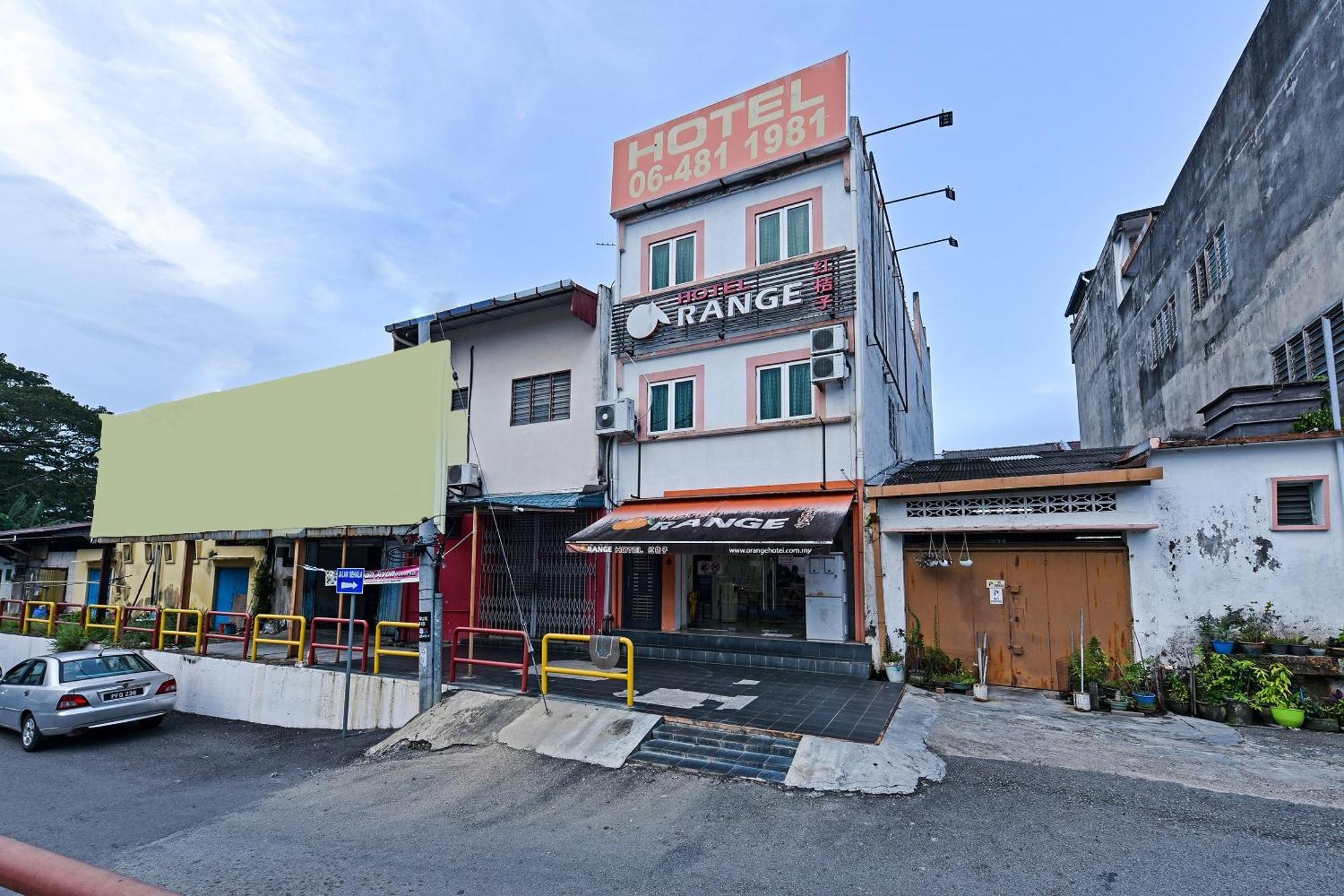 Super Oyo 992 Orange Hotel Kuala Pilah Esterno foto